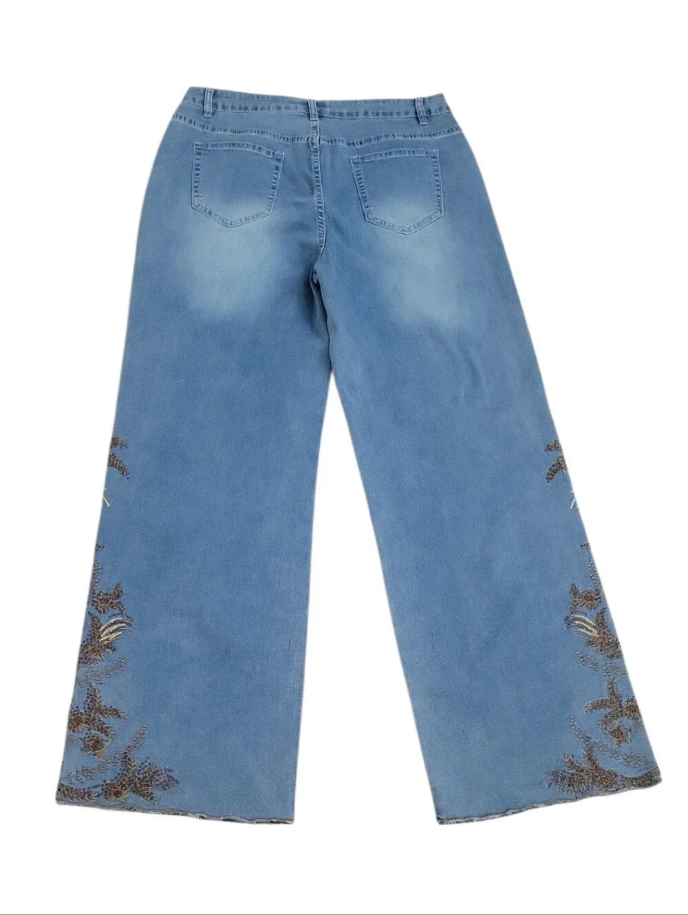A.Z.I. Embroidered Light Blue Wide-Leg Lightweight Jeans Size 10